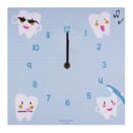 BADER®️ DENTAL quadratische Wanduhr